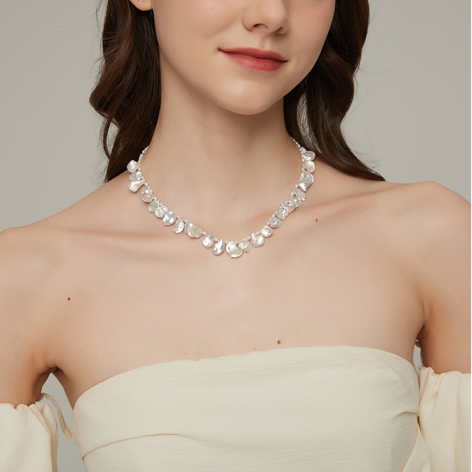 freshwater petal pearl necklace