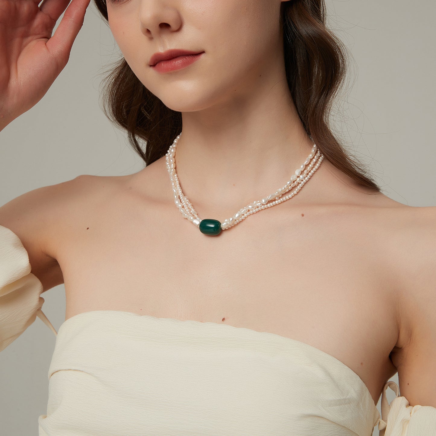 Three Layers Pearl Necklace