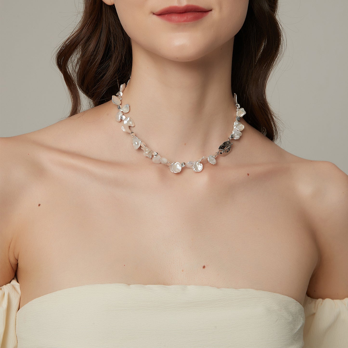 T-Bar freshwater Pearl necklace