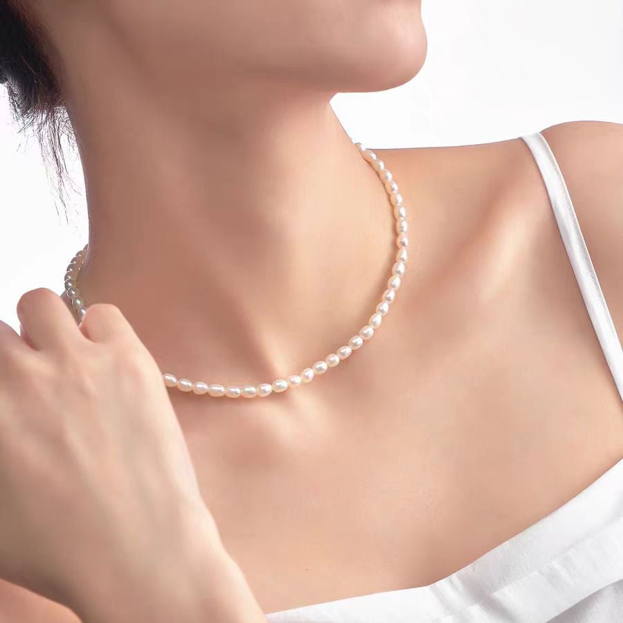 Pearl necklace