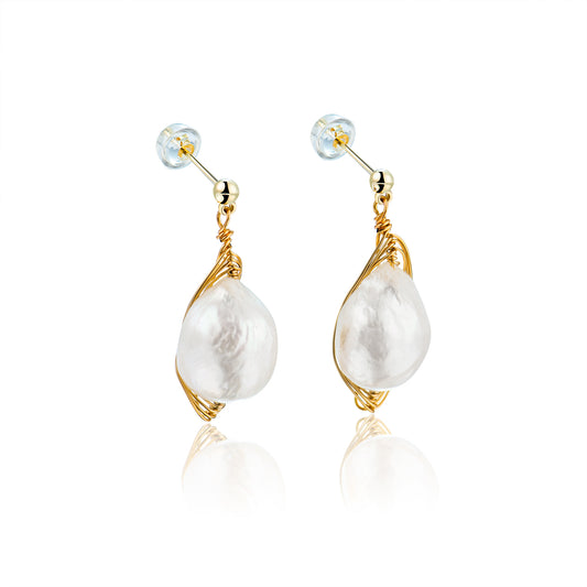 freshwater pearl earrings